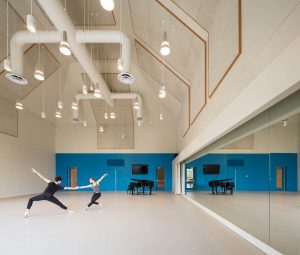 GKIDC, Turquoise Studio. Photo by Ema Peter