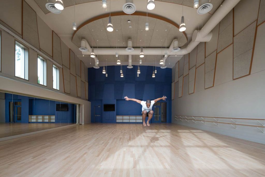 Glorya Kaufman International Dance Center | Photo by Ema Peter