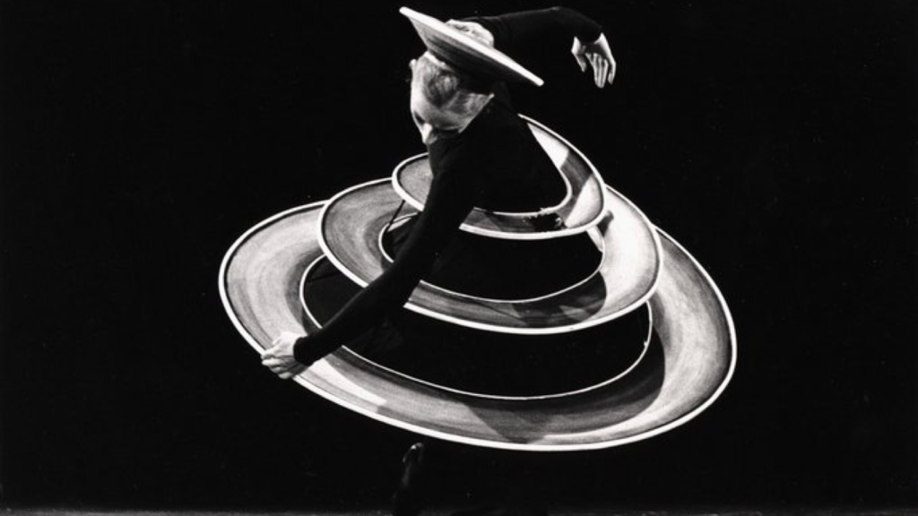 black and white photo of Schlemmer costume