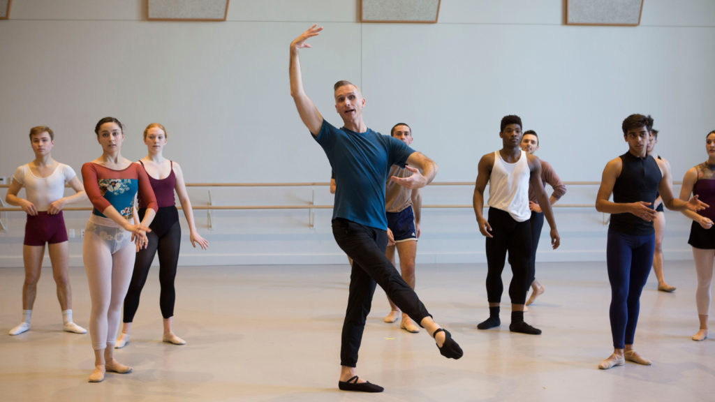 Bruce McCormick teaching a ballet class in a USC Kaufman studio
