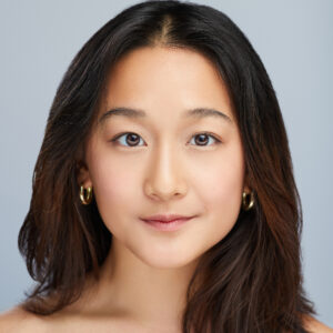 Headshot of Summer Vu, USC Kaufman Class of 2025.