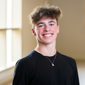 Noah Schmidt (he/him) | USC Glorya Kaufman School of Dance